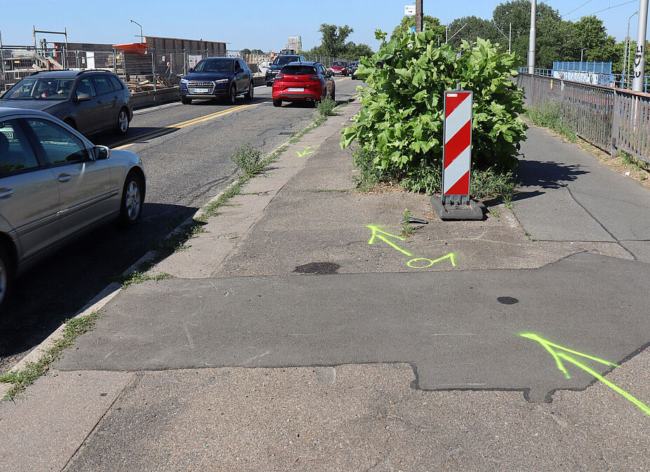 Unfallstelle BBC Brücke zum Zeitpunkt des Unfalls 1 Bild der Unfallstelle auf der BBC Brücke zum Zeitpunkt des Unfalls