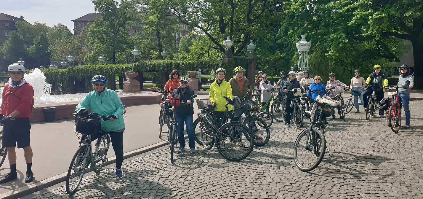 Radtouren_ADFC_MA Teilnehmer und Teilnehmerinnen einer Radtour des ADFC Mannheim