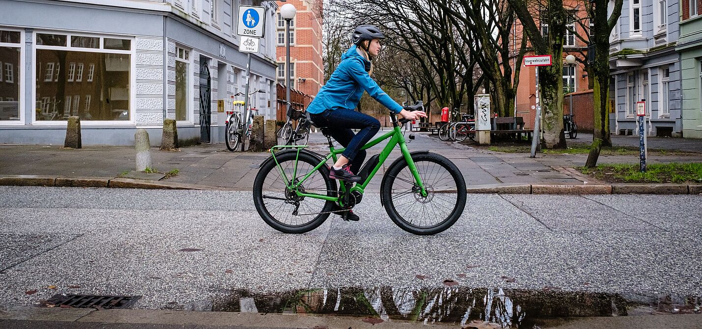Radfahren im Herbst Der Herbst hält einige Herausforderungen für Radfahrende bereit.